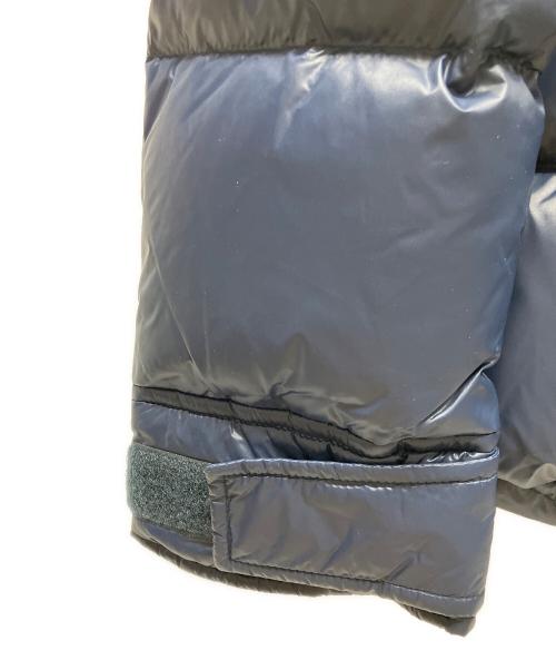 DIESEL（ディーゼル）DIESEL (ディーゼル) ダウンジャケット ホワイト×ブルー サイズ:Mの古着・服飾アイテム
