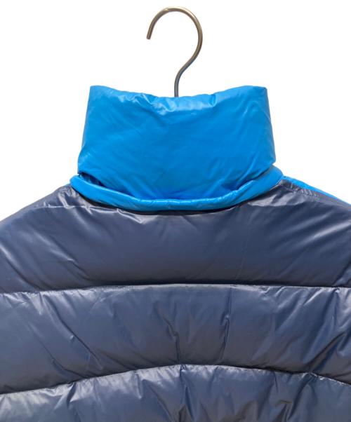DIESEL（ディーゼル）DIESEL (ディーゼル) ダウンジャケット ホワイト×ブルー サイズ:Mの古着・服飾アイテム