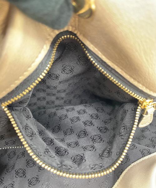 LOEWE（ロエベ）LOEWE (ロエベ) ナッパアイレ ゴールドの古着・服飾アイテム