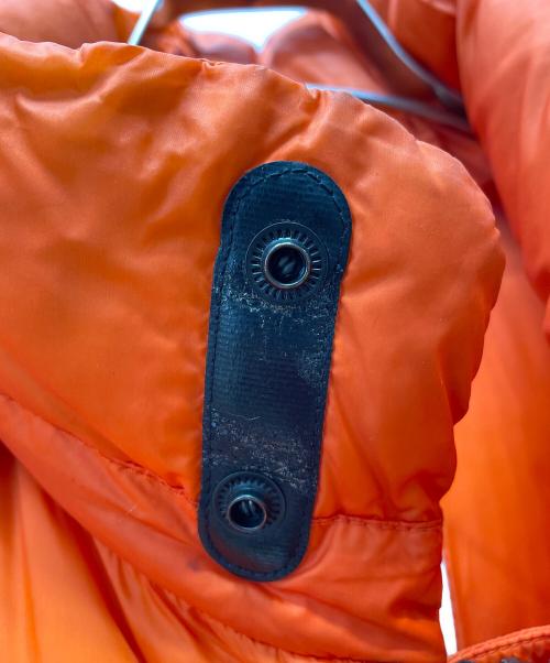 MONCLER（モンクレール）MONCLER (モンクレール) シャモニー フード付ダウンジャケット  オレンジ サイズ:2の古着・服飾アイテム