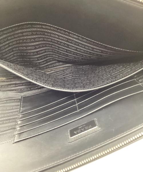 PRADA（プラダ）PRADA (プラダ) クラッチバッグ ブラックの古着・服飾アイテム