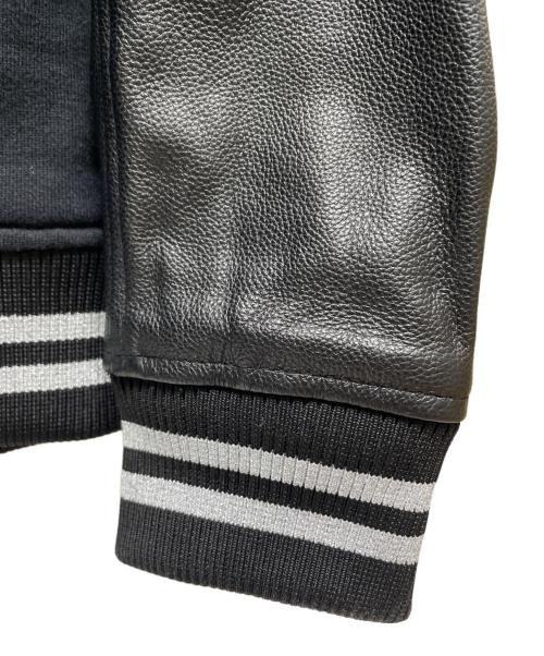 1PIU1UGUALE3 RELAX（ウノピゥウノウグァーレトレ リラックス）1piu1uguale3 relax (ウノピゥウノウグァーレトレ リラックス) スタジャン ブラック サイズ:Lの古着・服飾アイテム