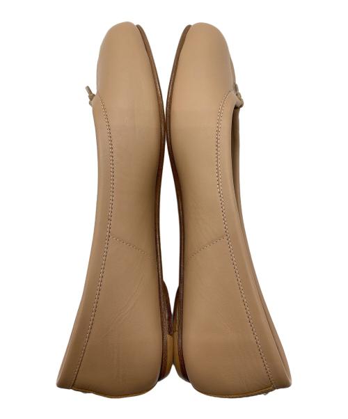 Maison Margiela（メゾンマルジェラ）Maison Margiela (メゾンマルジェラ) Tabi バレリーナフラット ベージュ サイズ:23の古着・服飾アイテム