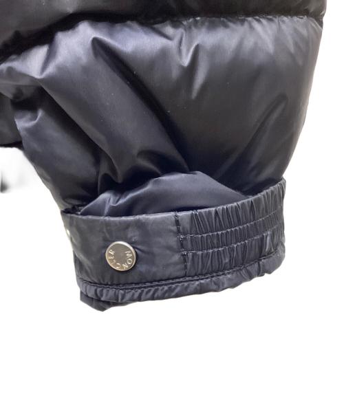 MONCLER（モンクレール）MONCLER (モンクレール) ダウンジャケット ネイビー サイズ:5の古着・服飾アイテム