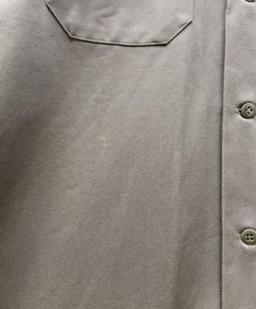 CALEE（キャリー）CALEE (キャリー) Cotton twill L/S wappen work shirt オリーブ サイズ:Mの古着・服飾アイテム