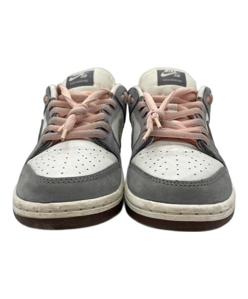 NIKE（ナイキ）NIKE (ナイキ) 堀米雄斗×Nike SB Dunk Low Pro QS グレー×ピンク サイズ:26.5の古着・服飾アイテム