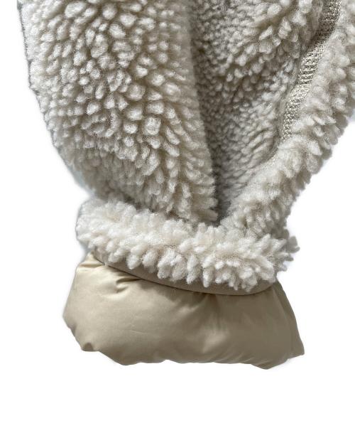 Patagonia（パタゴニア）Patagonia (パタゴニア) リバーシブルボアジャケット ベージュ サイズ:XXLの古着・服飾アイテム