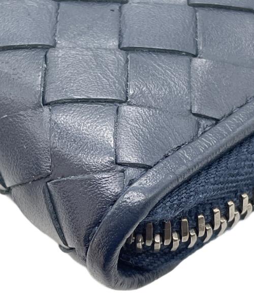 BOTTEGA VENETA（ボッテガベネタ）BOTTEGA VENETA (ボッテガベネタ) 2つ折り財布 ネイビーの古着・服飾アイテム