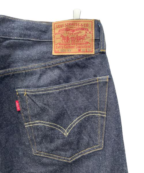 LEVI'S VINTAGE CLOTHING（リーバイス ビンテージ クロージング）LEVI'S VINTAGE CLOTHING (リーバイス ビンテージ クロージング) 1955年モデル復刻501XXデニムパンツ インディゴ サイズ:W36の古着・服飾アイテム