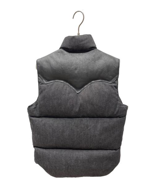 RockyMountainFeatherBed（ロッキーマウンテンフェザーベッド）RockyMountainFeatherBed (ロッキーマウンテンフェザーベッド) 切替ダウンベスト ブラック サイズ:38の古着・服飾アイテム