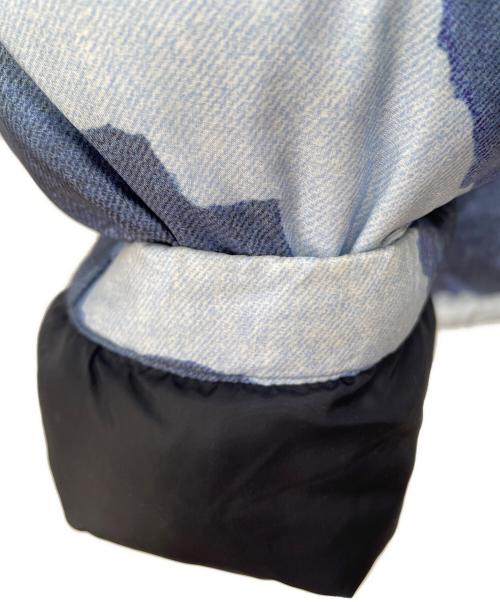 THE NORTH FACE（ザ ノース フェイス）THE NORTH FACE (ザ ノース フェイス) SUPREME (シュプリーム) Bleached Denim Print Nuptse Jacket ブルー×ネイビー サイズ:Lの古着・服飾アイテム