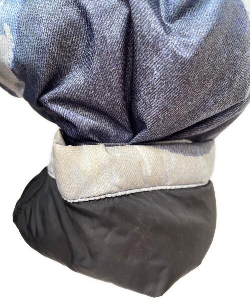 THE NORTH FACE（ザ ノース フェイス）THE NORTH FACE (ザ ノース フェイス) SUPREME (シュプリーム) Bleached Denim Print Nuptse Jacket ブルー×ネイビー サイズ:Lの古着・服飾アイテム