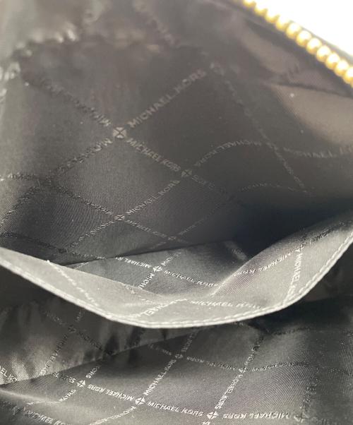 MICHAEL KORS（マイケル・コース）MICHAEL KORS (マイケル・コース) レザーショルダーバッグ ブラックの古着・服飾アイテム