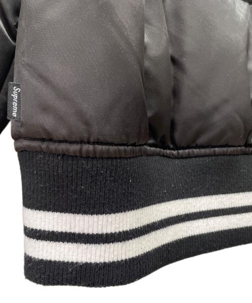 SUPREME（シュプリーム）SUPREME (シュプリーム) SCRIPT VARSITY PUFFY JACKET ブラック サイズ:Mの古着・服飾アイテム