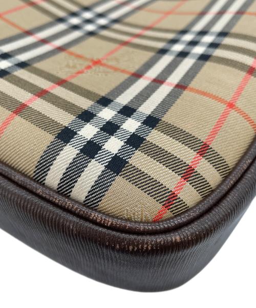 Burberry's（バーバリー）Burberry's (バーバリー) ショルダーバッグ ブラウンの古着・服飾アイテム