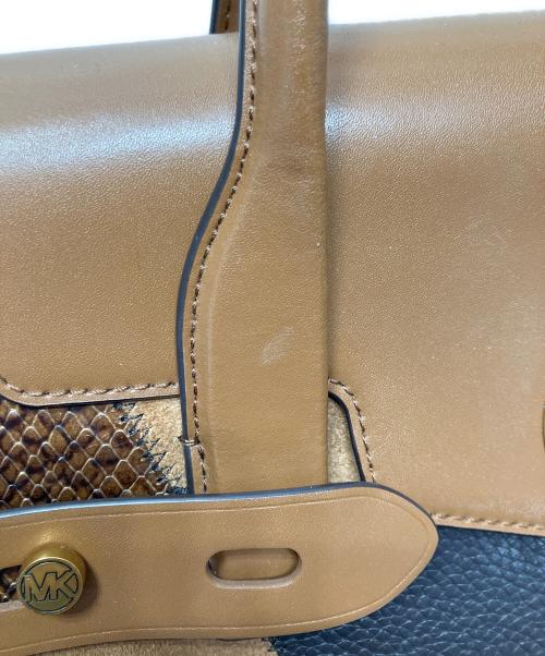 MICHAEL KORS（マイケル・コース）MICHAEL KORS (マイケル・コース) レザーショルダーバッグ ブラウンの古着・服飾アイテム