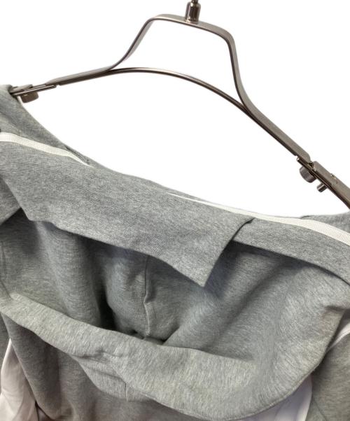 sacai（サカイ）sacai (サカイ) NIKE (ナイキ) SACAI DOUBLE ZIP HOODIE グレー×ホワイト サイズ:XLの古着・服飾アイテム