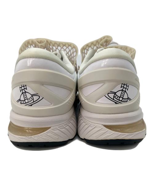 Vivienne Westwood（ヴィヴィアンウエストウッド）Vivienne Westwood (ヴィヴィアンウエストウッド) asics (アシックス) GEL-KAYANO 26 アイボリー サイズ:27の古着・服飾アイテム
