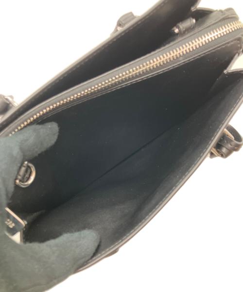 MICHAEL KORS（マイケル・コース）MICHAEL KORS (マイケル・コース) SHEILA SM CZ SATCHEL ブラックの古着・服飾アイテム