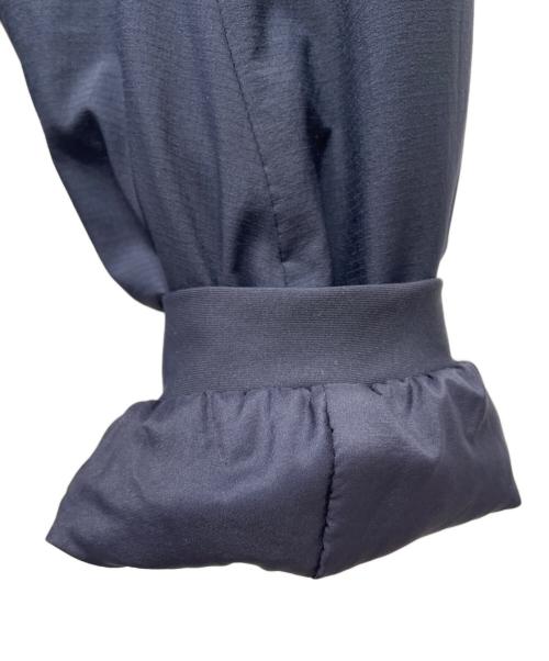 ARC'TERYX（アークテリクス）ARC'TERYX (アークテリクス) ATOM HOODY M ネイビー サイズ:Mの古着・服飾アイテム