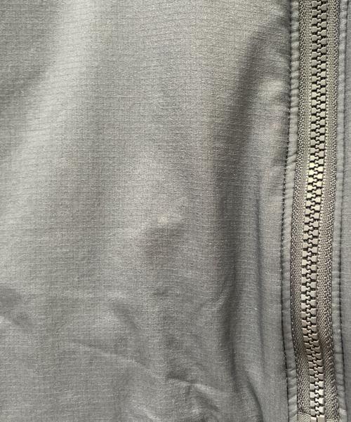ARC'TERYX（アークテリクス）ARC'TERYX (アークテリクス) ATOM HOODY M ネイビー サイズ:Mの古着・服飾アイテム