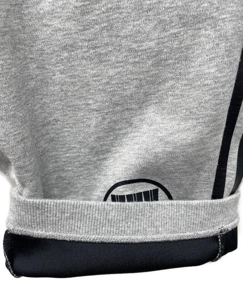 NEIGHBORHOOD（ネイバーフッド）NEIGHBORHOOD (ネイバーフッド) adidas (アディダス) Riders Track Shorts グレー サイズ:Sの古着・服飾アイテム