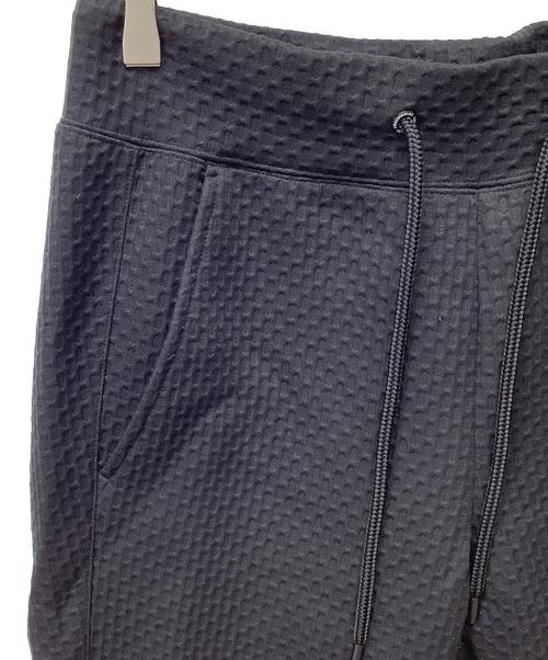 1piu1uguale3 SPORT（ウノ ピゥ ウノ ウグァーレ トレ）1piu1uguale3 SPORT (ウノ ピゥ ウノ ウグァーレ トレ) パンツ ブラック サイズ:4（Mサイズ相当）の古着・服飾アイテム