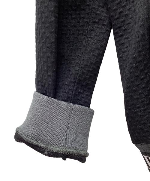 1piu1uguale3 SPORT（ウノ ピゥ ウノ ウグァーレ トレ）1piu1uguale3 SPORT (ウノ ピゥ ウノ ウグァーレ トレ) ジップパーカー ブラック サイズ:4（Mサイズ相当）の古着・服飾アイテム