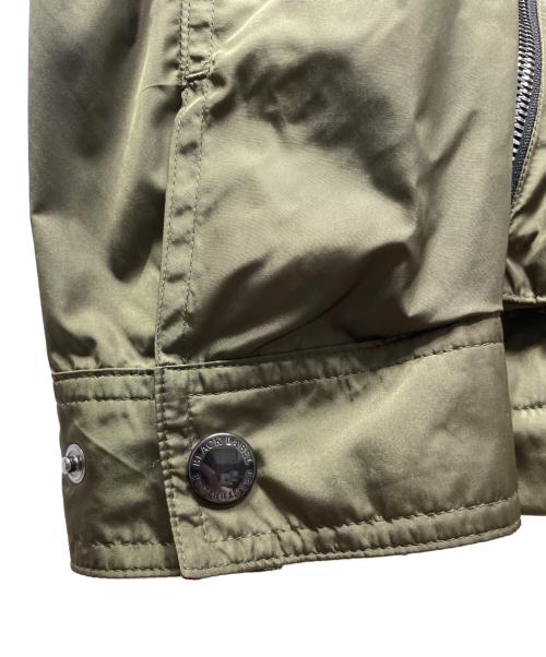 BLACK LABEL CRESTBRIDGE（ブラックレーベル クレストブリッジ）BLACK LABEL CRESTBRIDGE (ブラックレーベル クレストブリッジ) ナイロンジャケット オリーブ サイズ:Lの古着・服飾アイテム