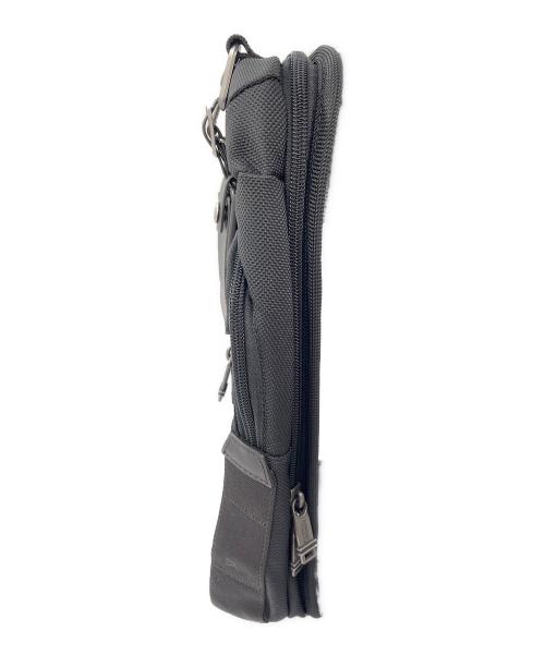 TUMI（トゥミ）TUMI (トゥミ) モントレースリングバッグ ブラックの古着・服飾アイテム