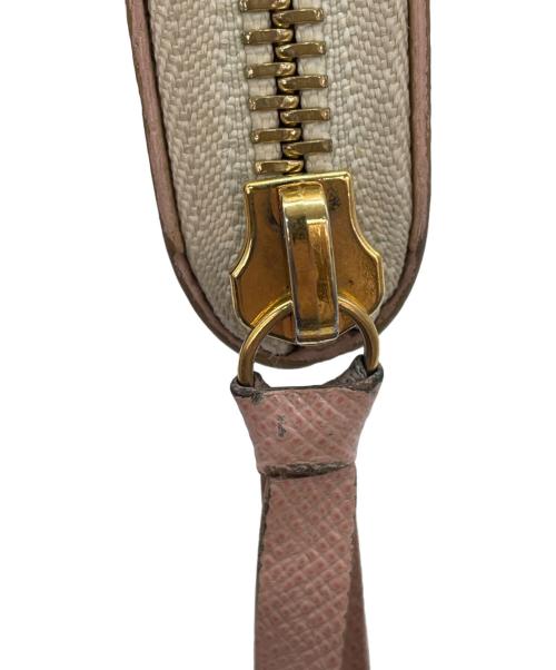 LOUIS VUITTON（ルイ ヴィトン）LOUIS VUITTON (ルイ ヴィトン) ポルトフォイユ・クレマンス ホワイトの古着・服飾アイテム