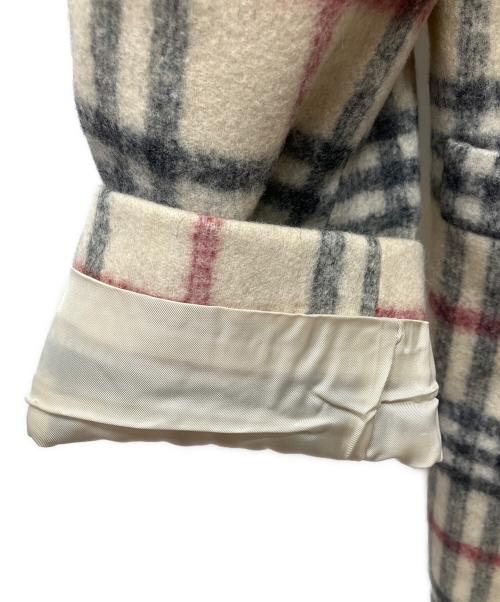 BURBERRY LONDON（バーバリーロンドン）BURBERRY LONDON (バーバリーロンドン) チェスターコート ベージュ サイズ:42の古着・服飾アイテム