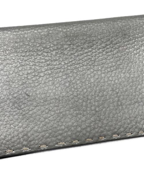FENDI（フェンディ）FENDI (フェンディ) 2つ折り長財布 シルバーの古着・服飾アイテム