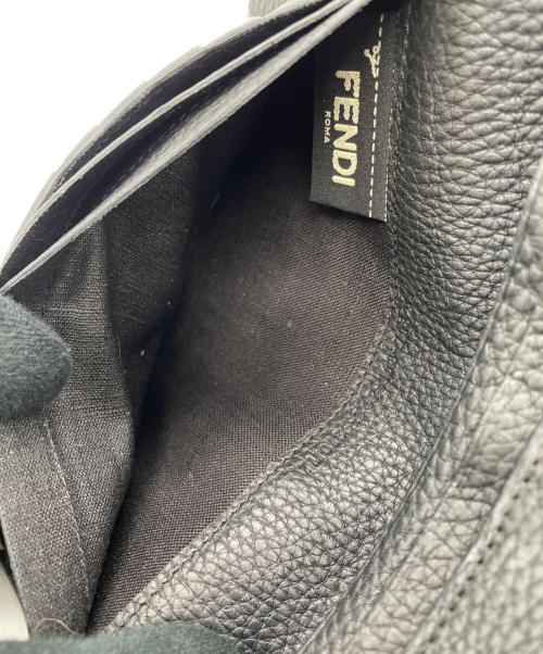 FENDI（フェンディ）FENDI (フェンディ) 2つ折り長財布 シルバーの古着・服飾アイテム