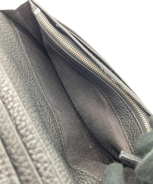 FENDI（フェンディ）FENDI (フェンディ) 2つ折り長財布 シルバーの古着・服飾アイテム