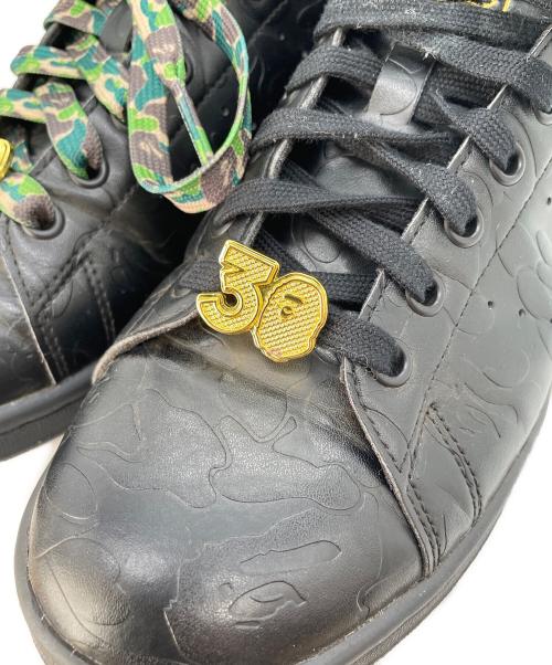 adidas（アディダス）adidas (アディダス) A BATHING APE (アベイシングエイプ) STANSMITH 30周年モデル ブラック サイズ:26の古着・服飾アイテム