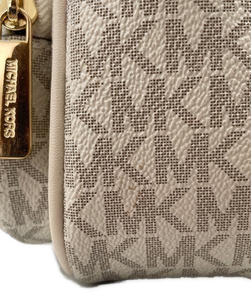 MICHAEL KORS（マイケルコース）MICHAEL KORS (マイケルコース) クロスボディ ウィズ アタッチ ミディアム ベージュの古着・服飾アイテム
