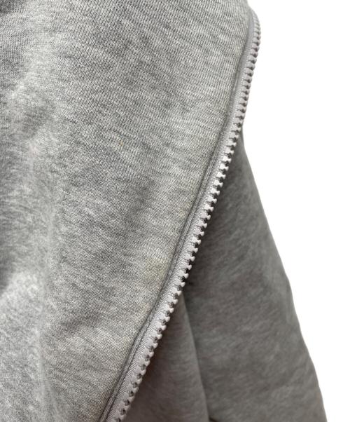 A BATHING APE（アベイシングエイプ）A BATHING APE (アベイシングエイプ) head logo ジップパーカー グレー サイズ:Mの古着・服飾アイテム