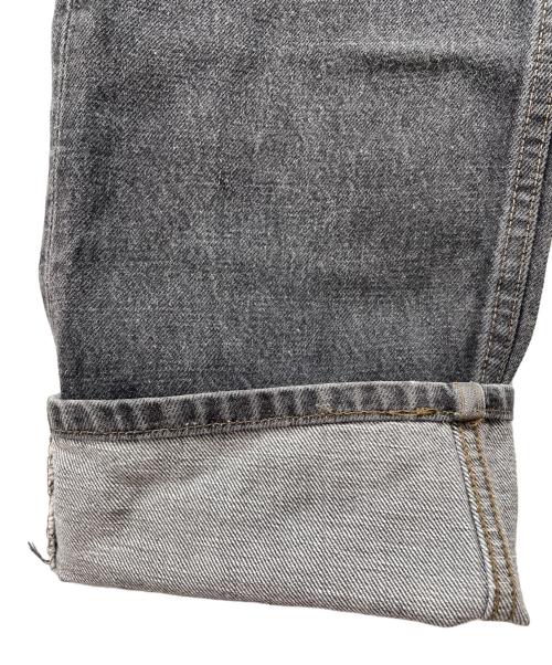 LEVI'S（リーバイス）LEVI'S (リーバイス) デニムパンツ グレー サイズ:31の古着・服飾アイテム