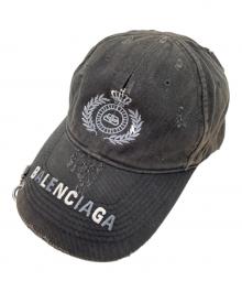 BALENCIAGA（バレンシアガ）の古着「Destroyed BB Pierced Cap」｜ブラック