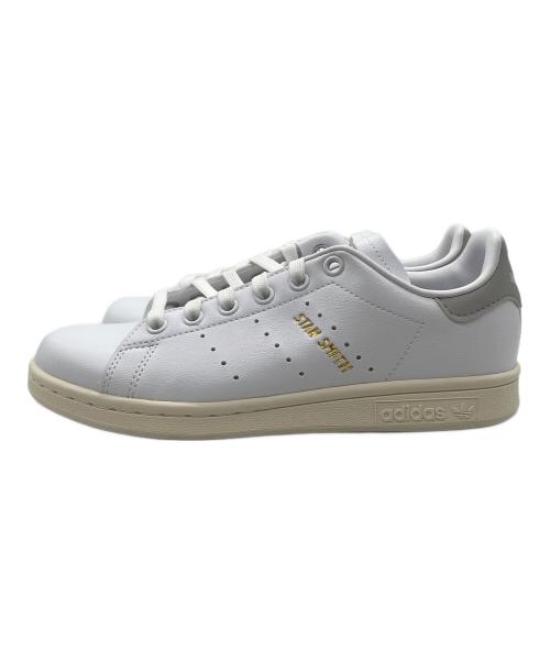 adidas（アディダス）adidas (アディダス) スニーカー ホワイト サイズ:23 未使用品の古着・服飾アイテム