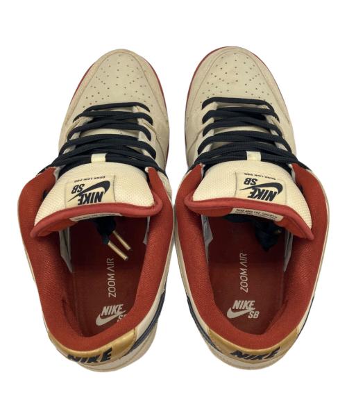 NIKE SB（ナイキエスビー）NIKE SB (ナイキエスビー) スニーカー ベージュ×ブラック サイズ:29の古着・服飾アイテム