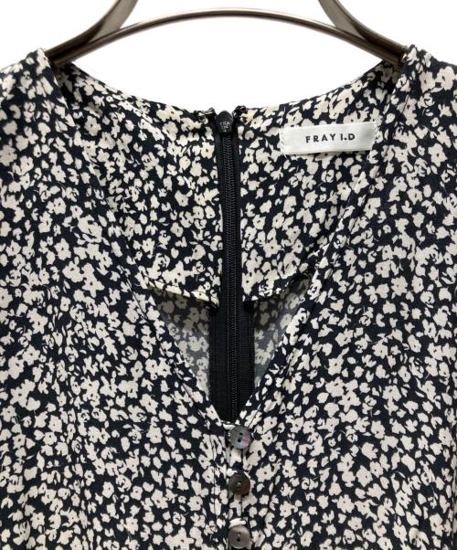 FRAY ID（フレイ アイディー）FRAY ID (フレイ アイディー) IPEKERプリントシャーリングワンピースの古着・服飾アイテム