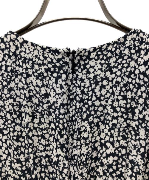 FRAY ID（フレイ アイディー）FRAY ID (フレイ アイディー) IPEKERプリントシャーリングワンピースの古着・服飾アイテム