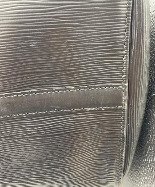 LOUIS VUITTON（ルイ ヴィトン）LOUIS VUITTON (ルイ ヴィトン) エピ ボストンバッグ ブラックの古着・服飾アイテム