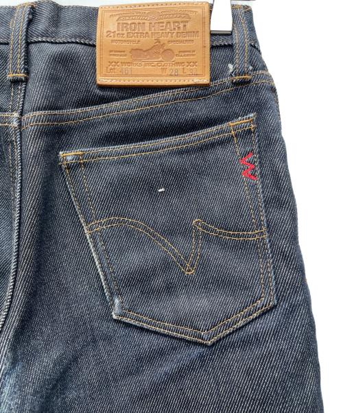 IRON HEART（アイアンハート）IRON HEART (アイアンハート) 21oz Extra Heavy Denim デニムパンツ インディゴ サイズ:71cm (W28)の古着・服飾アイテム