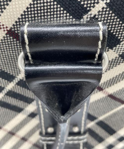 BURBERRY LONDON（バーバリーロンドン）BURBERRY LONDON (バーバリーロンドン) ハンドバッグ ブラック×ホワイトの古着・服飾アイテム