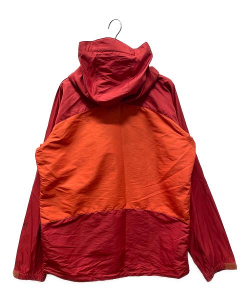 Patagonia（パタゴニア）Patagonia (パタゴニア) エッセンシャルジャケット レッド×オレンジ サイズ:Sの古着・服飾アイテム