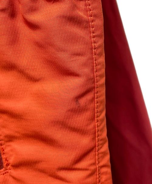 Patagonia（パタゴニア）Patagonia (パタゴニア) エッセンシャルジャケット レッド×オレンジ サイズ:Sの古着・服飾アイテム