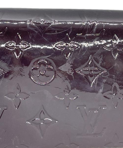 LOUIS VUITTON（ルイ ヴィトン）LOUIS VUITTON (ルイ ヴィトン) ヴェルニ クラッチ・アナ アマラントの古着・服飾アイテム
